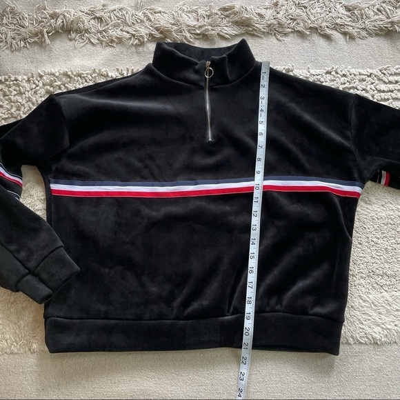 Half placket Zip Up Velvet Sweatshirt -  S - Picture 14 of 14